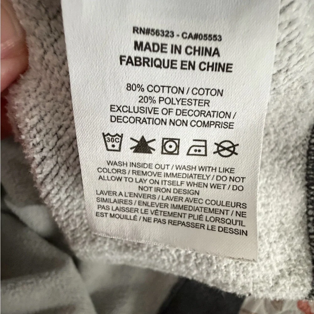Nike Quarter-Zip Sweatshirt - Picture 5 of 6